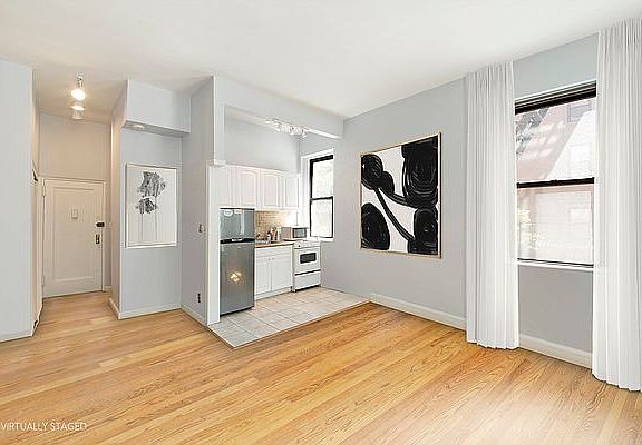 2nd image of 129 E 29th St APT 4F