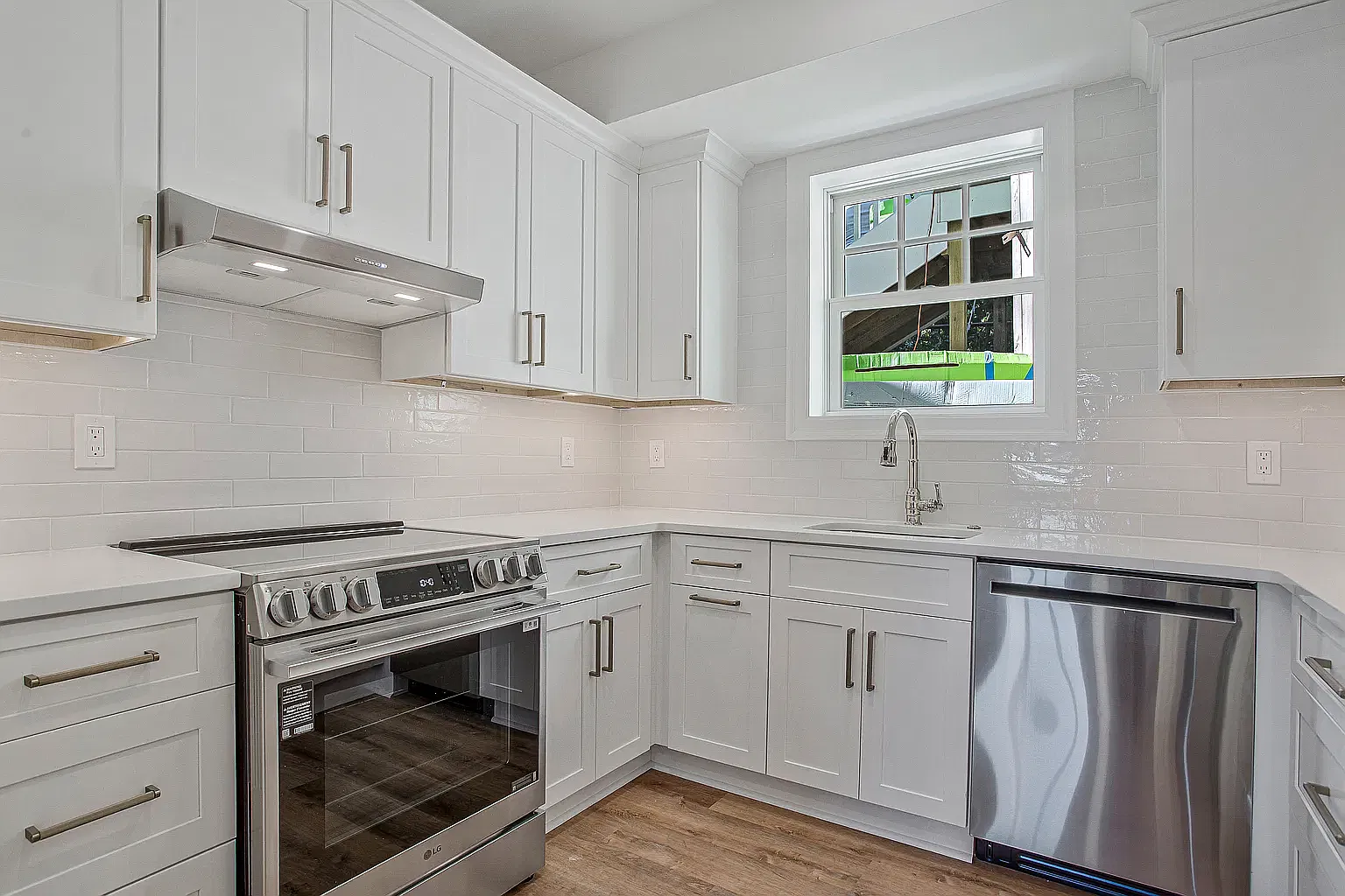 263 Hanover St — Photo 4