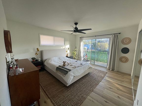 3rd image of 5359 La Jolla Blvd Unit 24