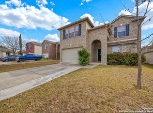 8022 Icicle Trl, San Antonio, TX 78254