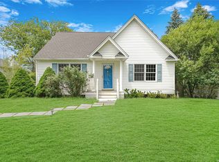 15 Maple Rd E, Mastic Beach, NY 11951