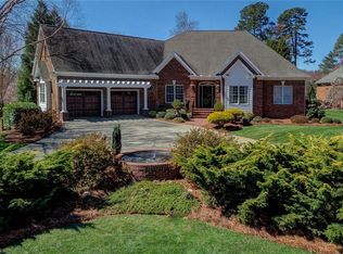 695 Oak Valley Blvd, Advance, NC 27006