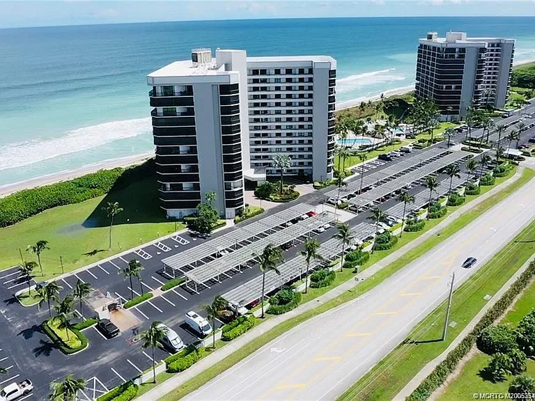8800 S Ocean Dr #102 — Photo 1