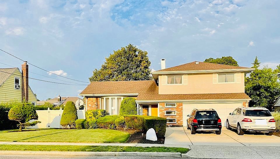 1st image of 391 Clement Ave
