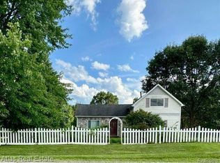 5153 Pratt Rd, Metamora, MI 48455