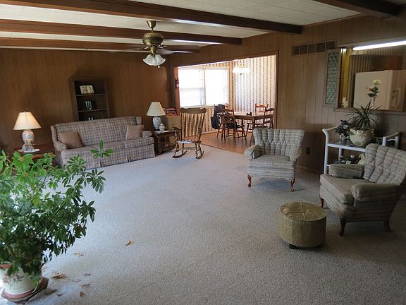 5th image of 2222 Griffith Ave
