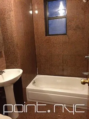 Rented by Point NYC | media 11