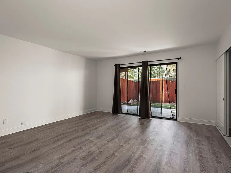861 Southwood Blvd #30 — Photo 18