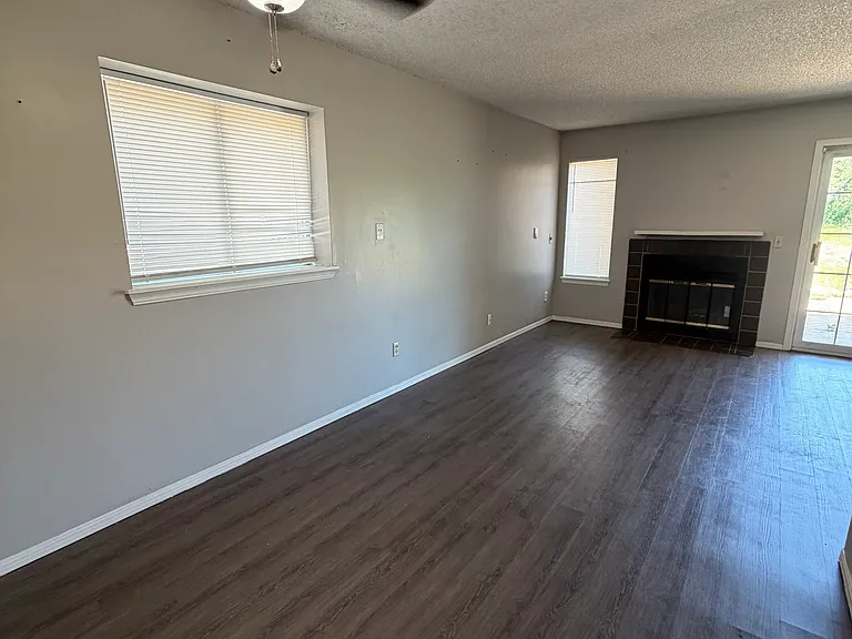 5480 S Gold St #100 — Photo 4
