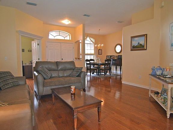 3rd image of 1419 Primwood Ln