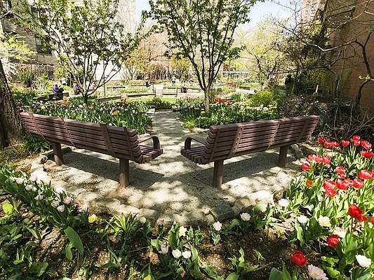 Sold by Sotheby's International Realty | media 21