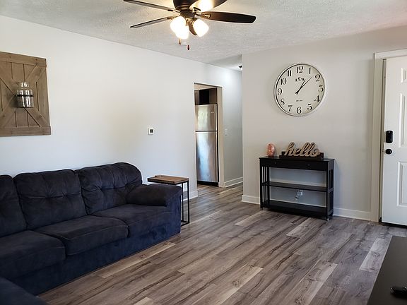 5th image of 206 Olive St
