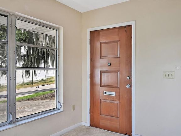 4th image of 818 S Lakeshore Blvd