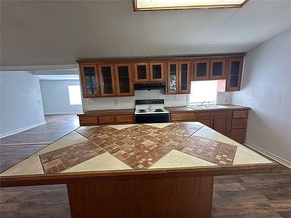 5th image of 470 Hailey Rd