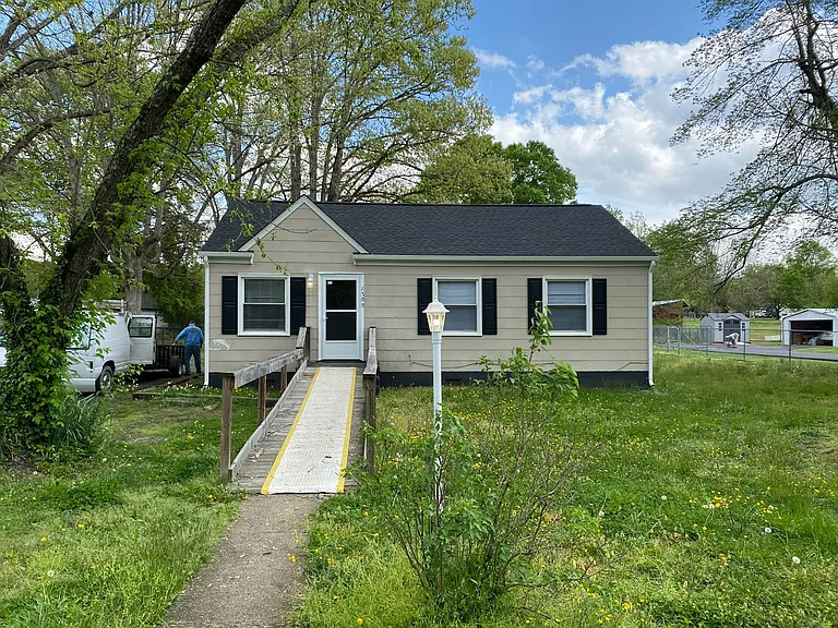 2709 Pauls Ln — Photo 16