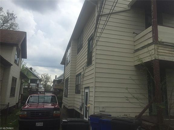 5th image of 11516 Headley Ave