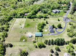 W339S5350 Prairie View Dr, North Prairie, WI 53153