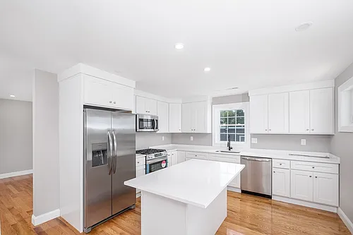 216 Vane St #1 Photo 1
