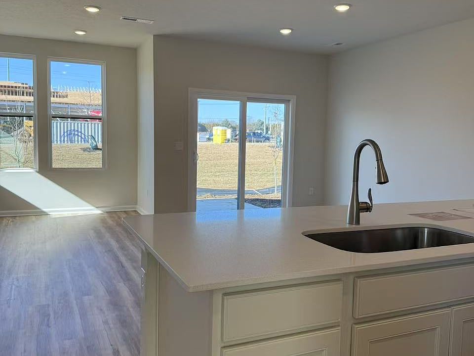 1st image of 3300 Morab Dr