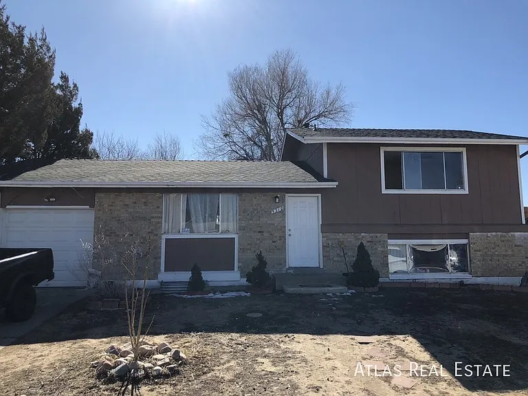 5310 N Altura St — Photo 2