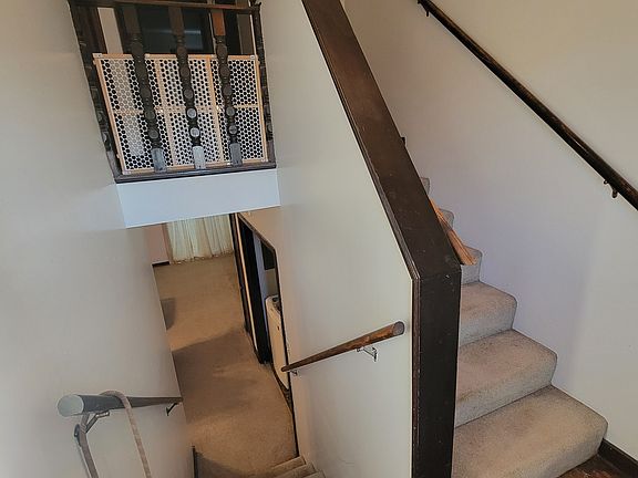 2nd image of 505 NW 12th St #505