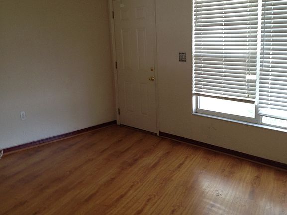 4th image of 6743 12th St N