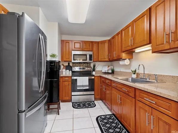 94-496 Kupuohi St #2102, Waipahu, HI 96797