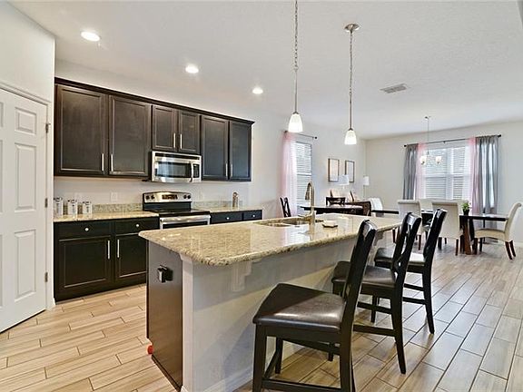5th image of 2976 Boating Blvd