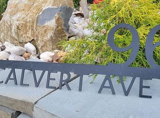 96 Calvert Ave E, Edison, NJ 08820