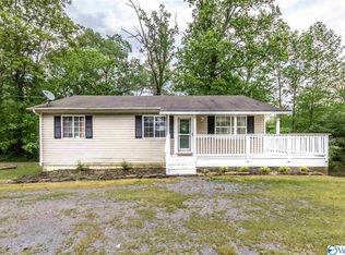 168 Magnolia Dr NE, Arab, AL 35016