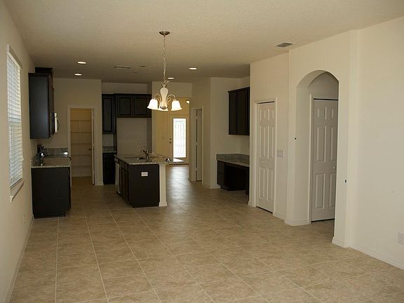 4th image of 1447 Cabot Dr