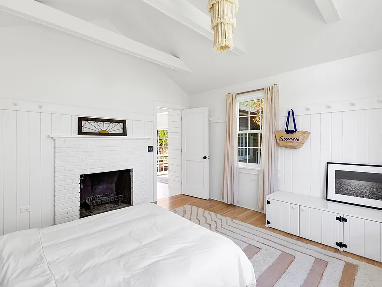 109 Deforest Rd — Photo 11
