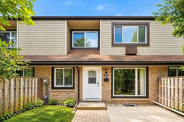 4 bed, $2,550 — Photo 1