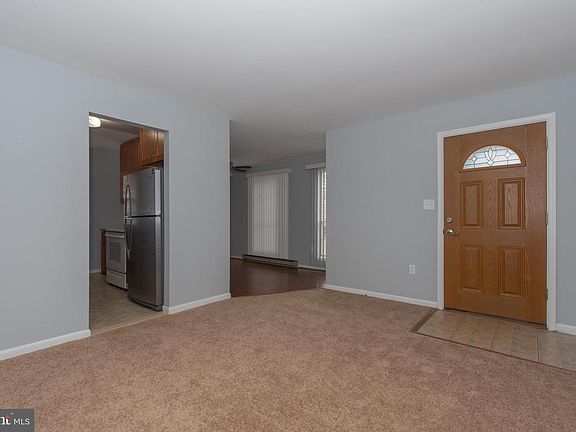 5th image of 209 McGuirk Dr