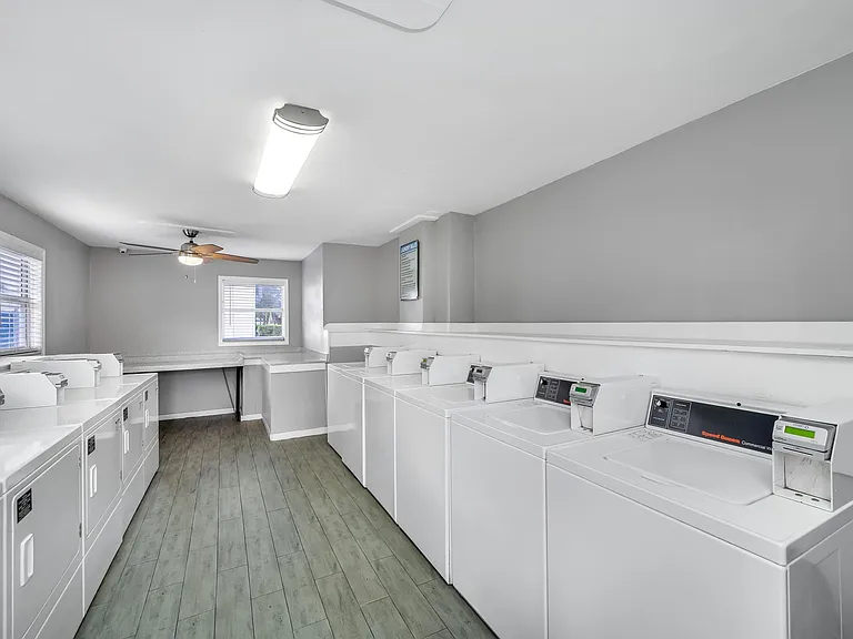 Timber Trace Apartments — Photo 32