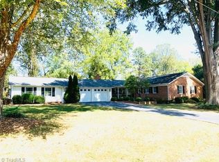 223 Prestwick Dr, High Point, NC 27265