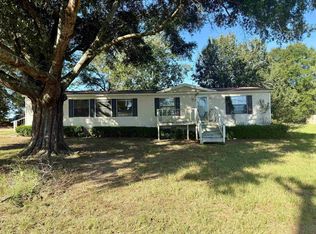 17219 Moore Rd, Andalusia, AL 36420
