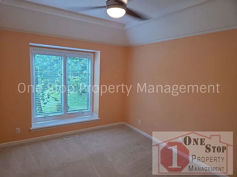 5222 W 121st St — Photo 13