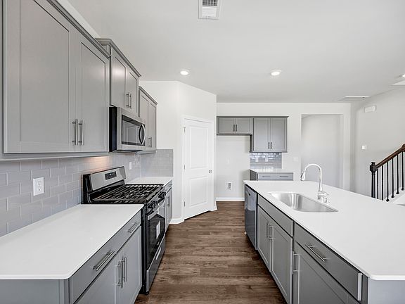 6th image of this home