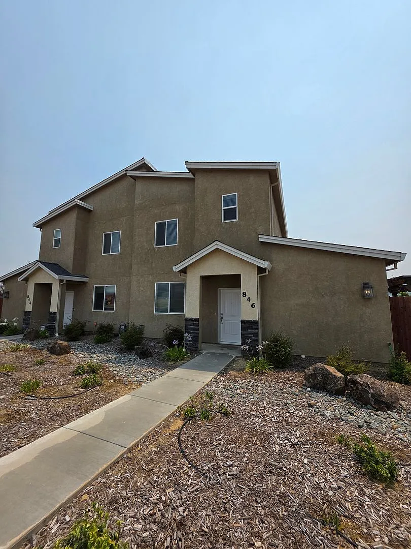 Villa Del Lago Home 4 Bedroom With 3 Bath — Photo 2