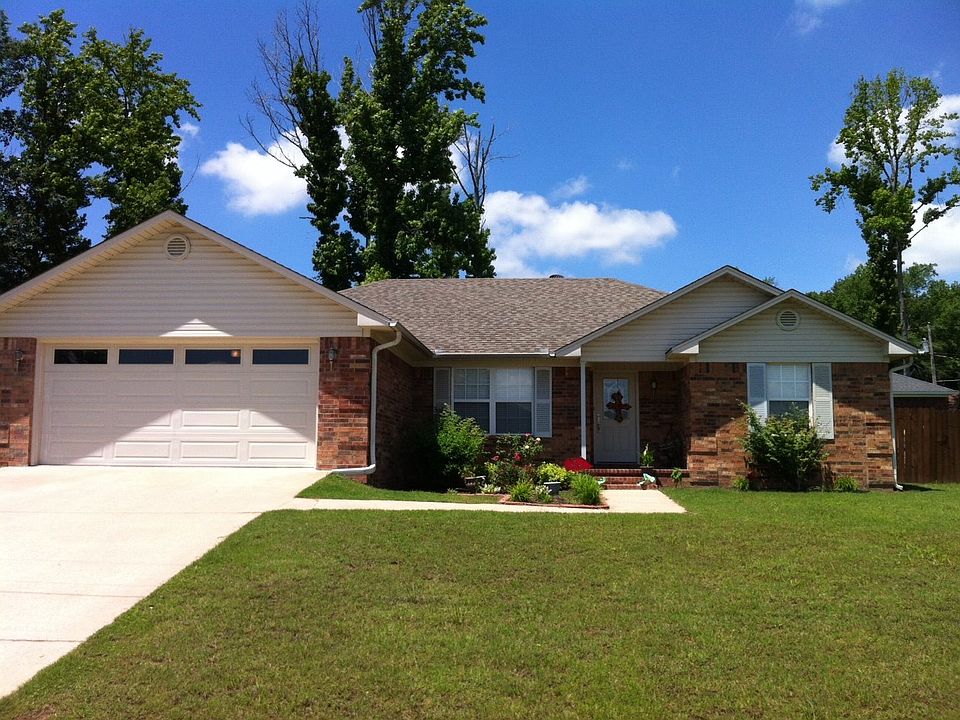 1st image of 40 Sunflower Dr