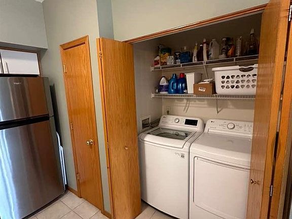 4th image of 2665 Triple Crown Ln Unit 1