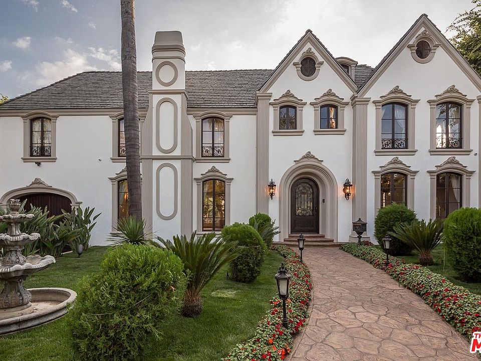 1st image of 603 N Palm Dr
