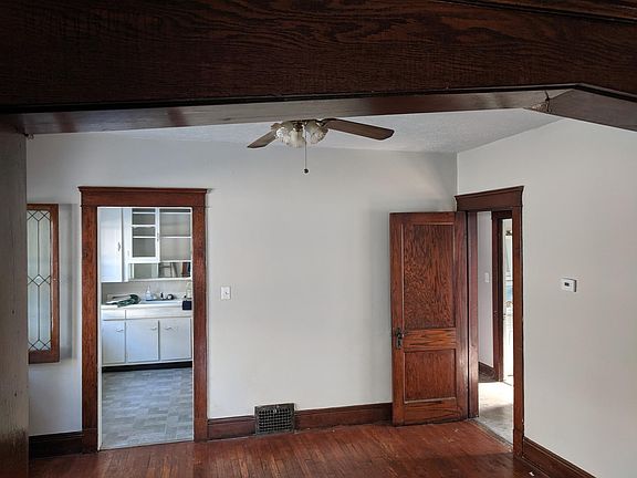 2nd image of 14404 Westropp Ave
