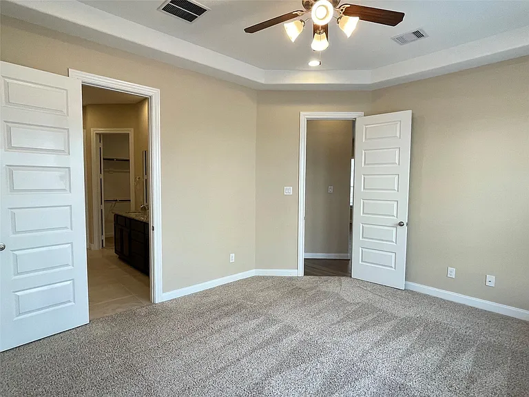 10418 Quiet Courtyard Rd — Photo 20