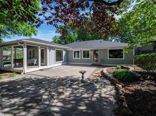 137 Bermuda Run Dr N, Advance, NC 27006