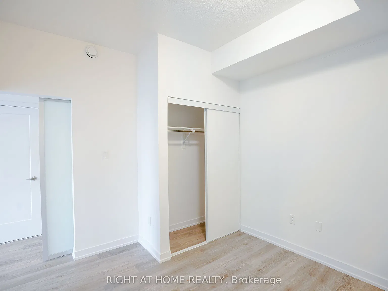 1 bed, $1,500 — Photo 4