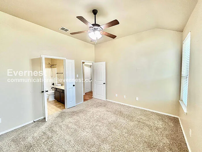 1335 Piedmont Dr — Photo 9