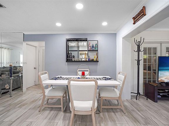 4th image of 6708 NW 57th Ct