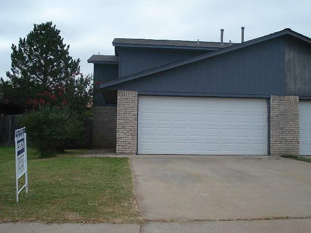 1st image of 2707B NW Friar Tuck Ln